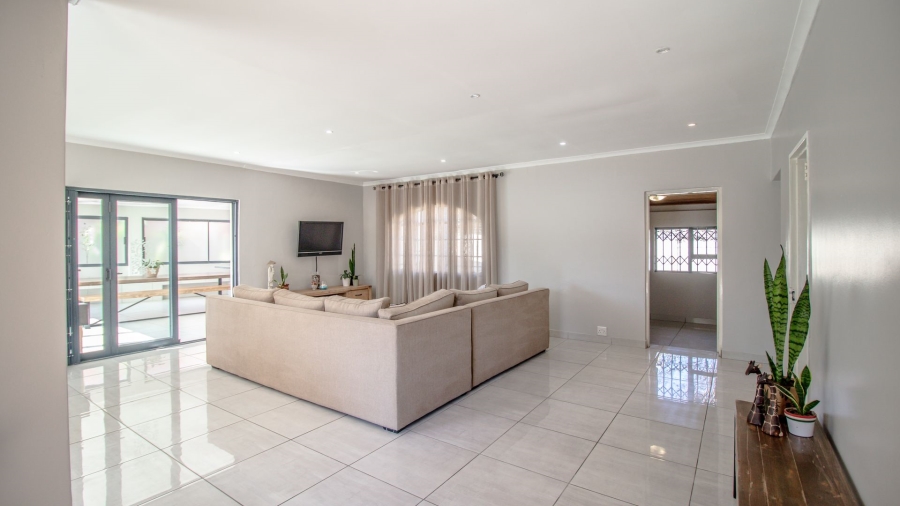 3 Bedroom Property for Sale in Highway Gardens Gauteng