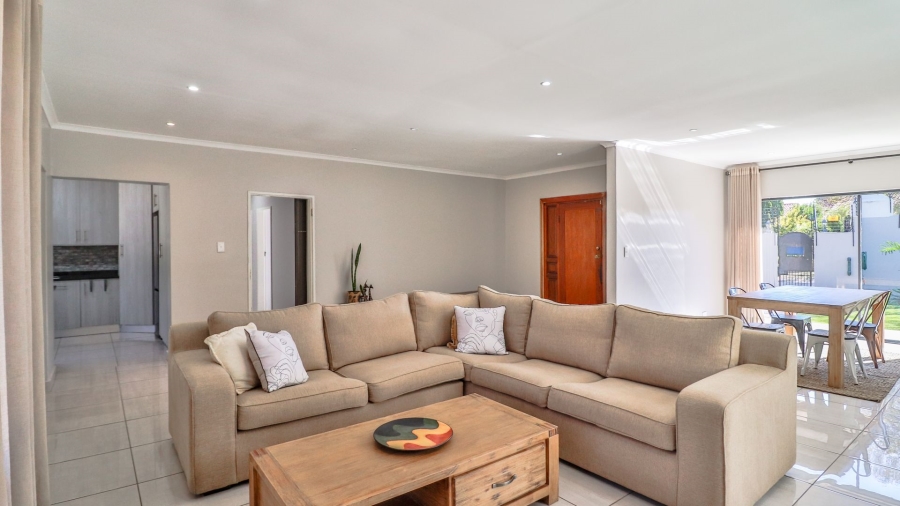 3 Bedroom Property for Sale in Highway Gardens Gauteng