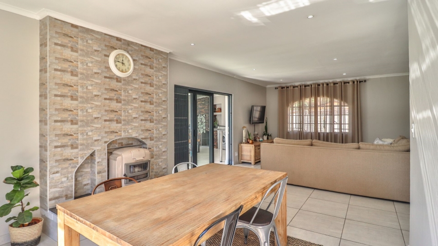 3 Bedroom Property for Sale in Highway Gardens Gauteng