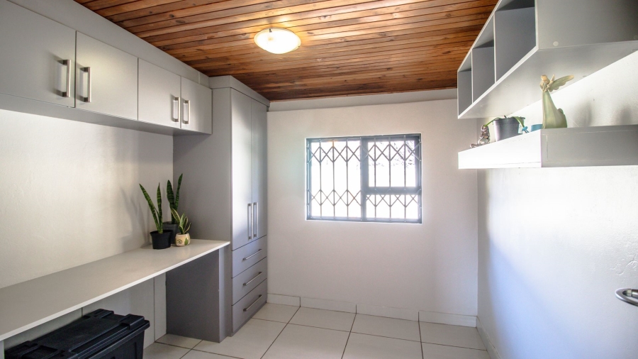3 Bedroom Property for Sale in Highway Gardens Gauteng
