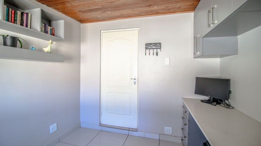 3 Bedroom Property for Sale in Highway Gardens Gauteng