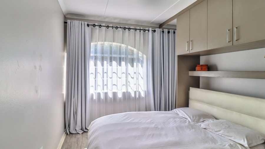 3 Bedroom Property for Sale in Highway Gardens Gauteng