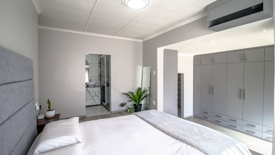 3 Bedroom Property for Sale in Highway Gardens Gauteng