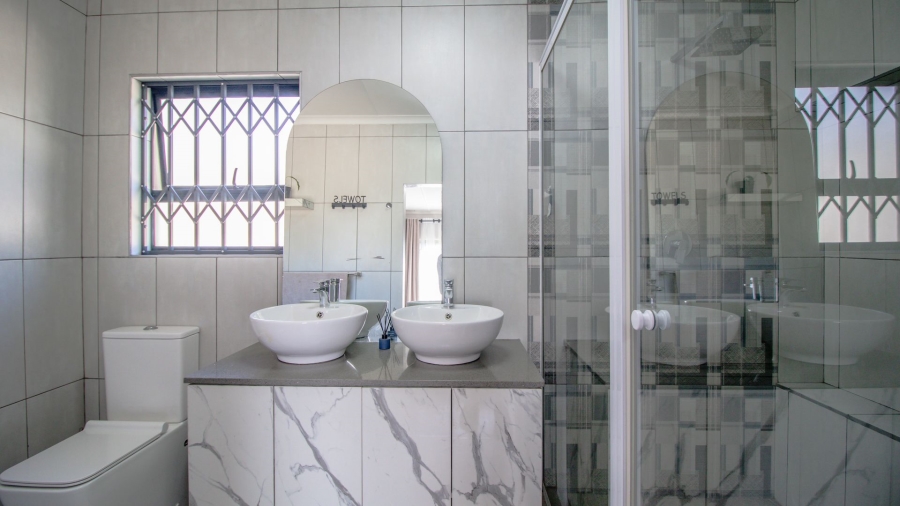 3 Bedroom Property for Sale in Highway Gardens Gauteng