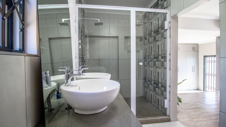 3 Bedroom Property for Sale in Highway Gardens Gauteng