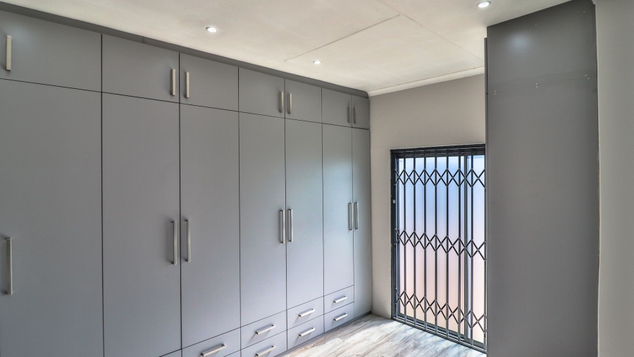 3 Bedroom Property for Sale in Highway Gardens Gauteng
