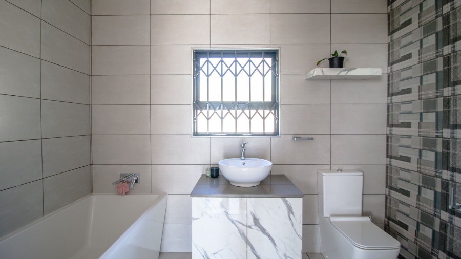 3 Bedroom Property for Sale in Highway Gardens Gauteng