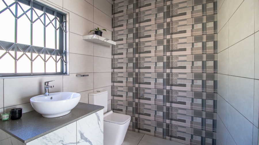 3 Bedroom Property for Sale in Highway Gardens Gauteng