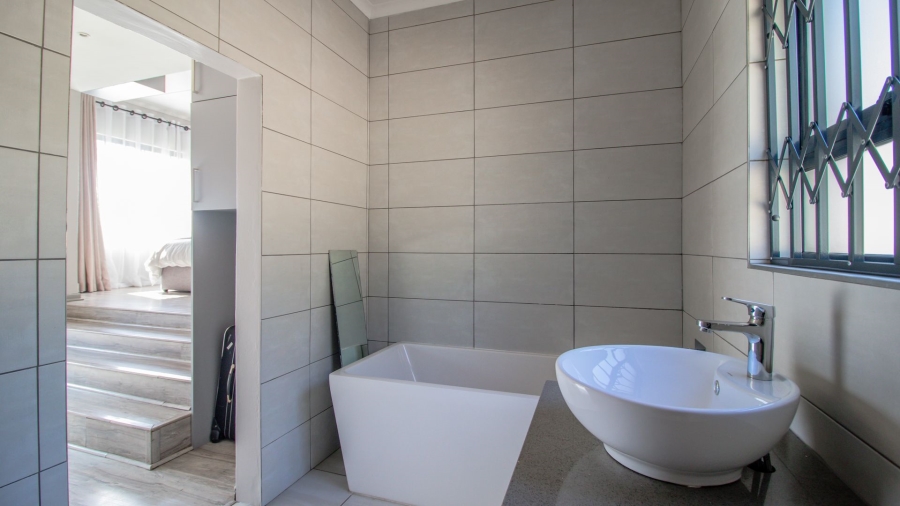 3 Bedroom Property for Sale in Highway Gardens Gauteng
