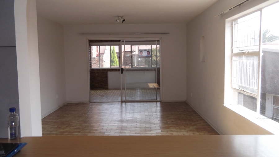2 Bedroom Property for Sale in Northcliff Gauteng