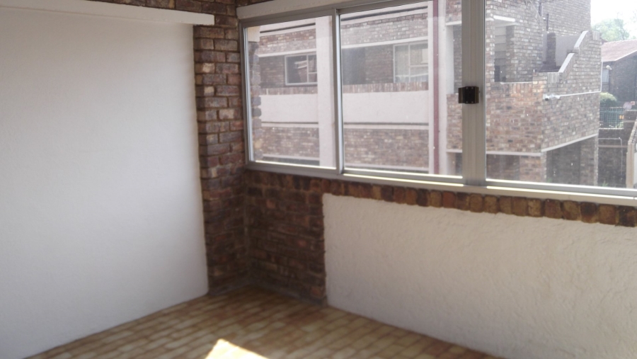 2 Bedroom Property for Sale in Northcliff Gauteng