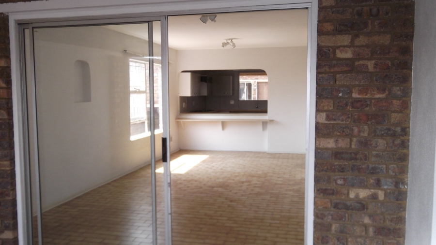 2 Bedroom Property for Sale in Northcliff Gauteng