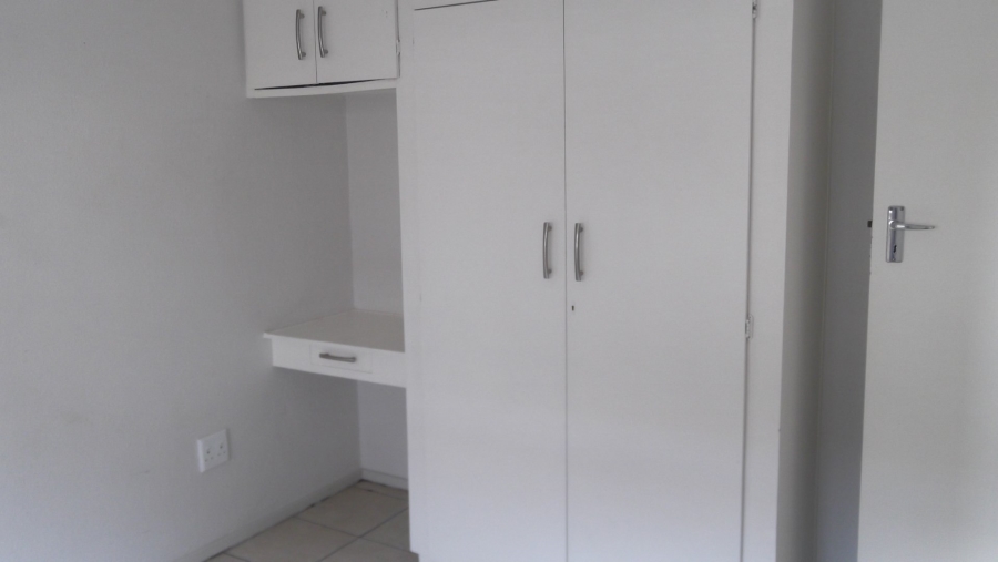 2 Bedroom Property for Sale in Northcliff Gauteng