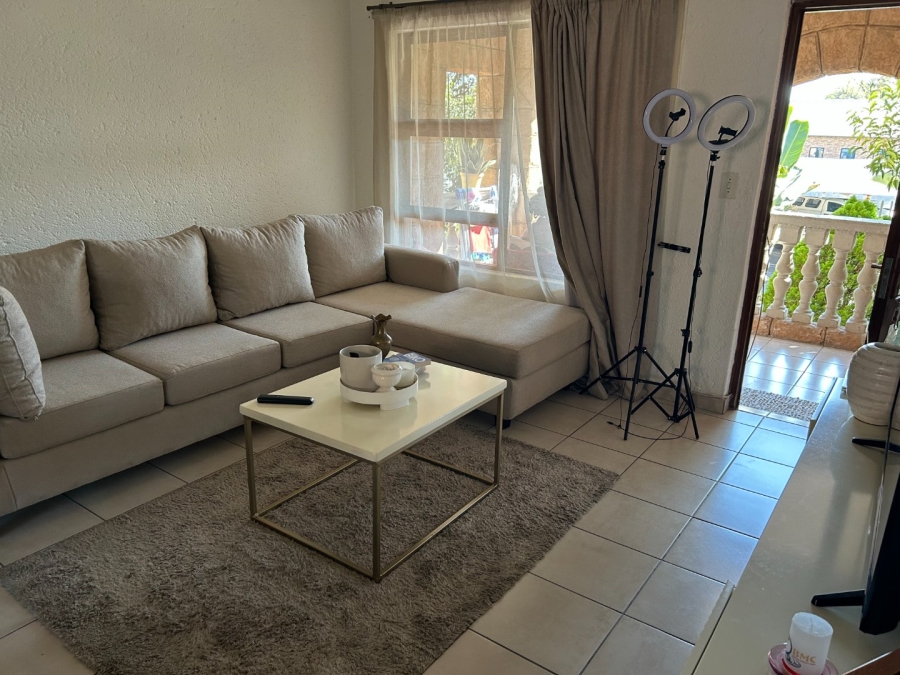 2 Bedroom Property for Sale in Morningside Gauteng