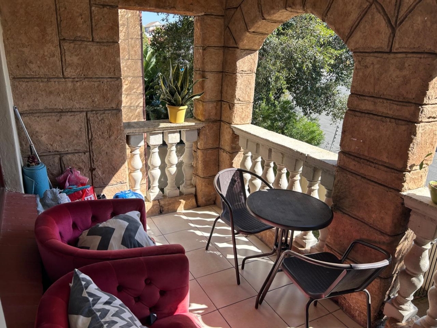 2 Bedroom Property for Sale in Morningside Gauteng