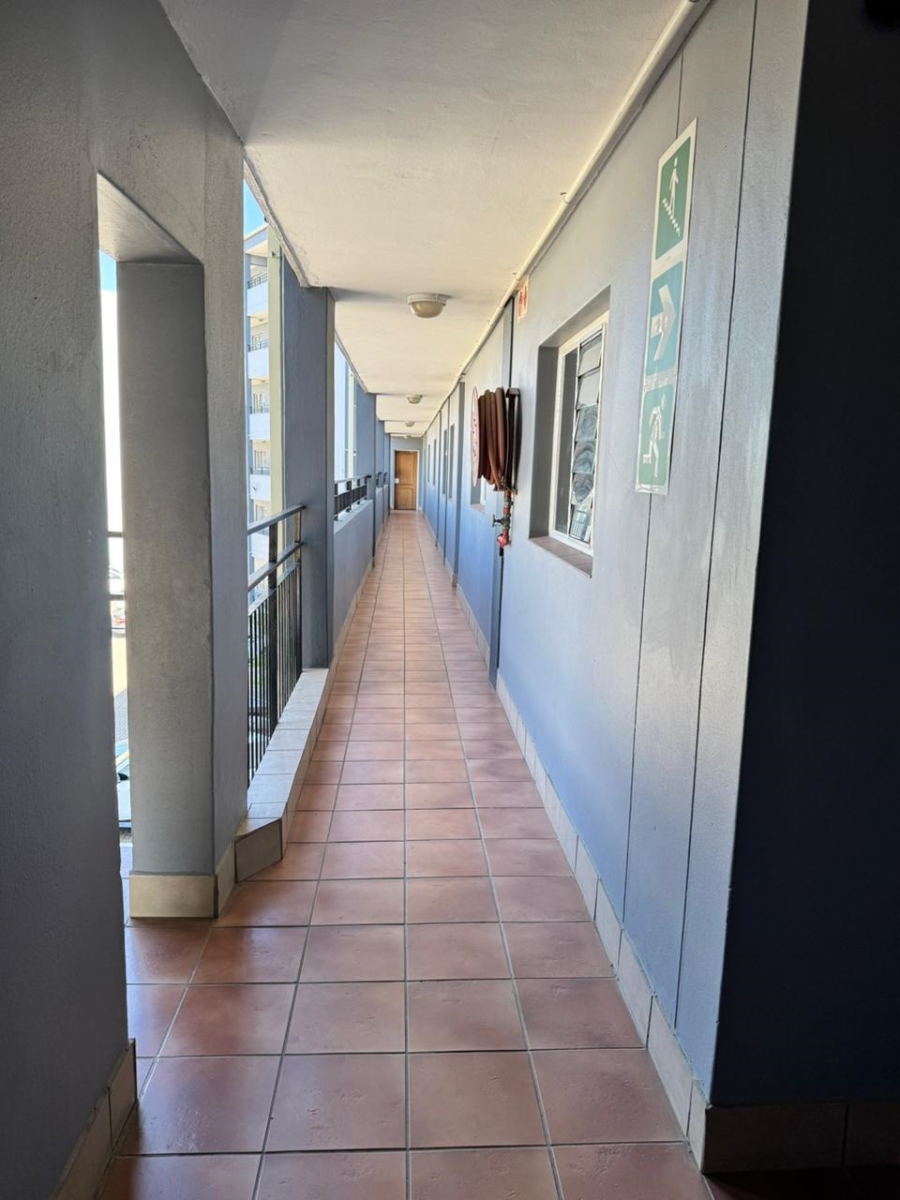 To Let 2 Bedroom Property for Rent in Menlyn Gauteng