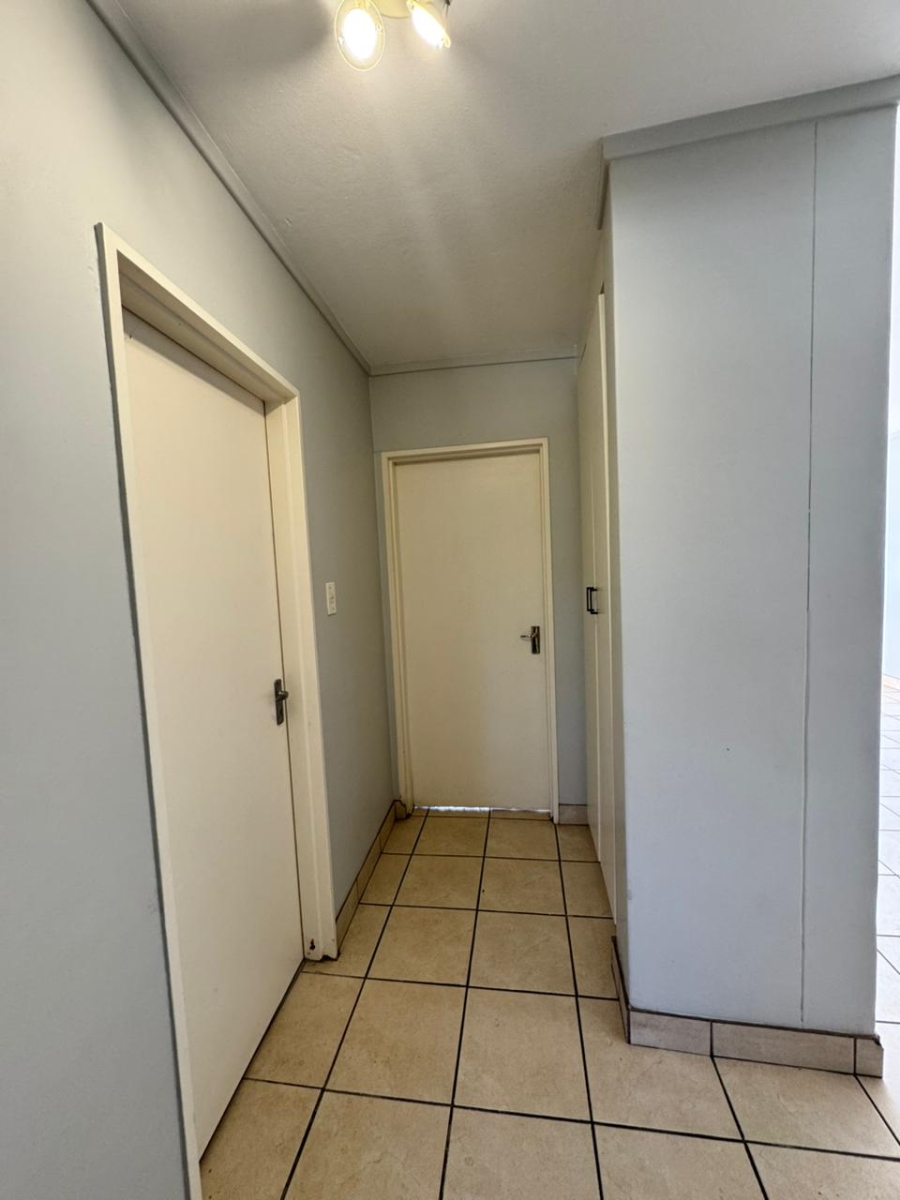 To Let 2 Bedroom Property for Rent in Menlyn Gauteng