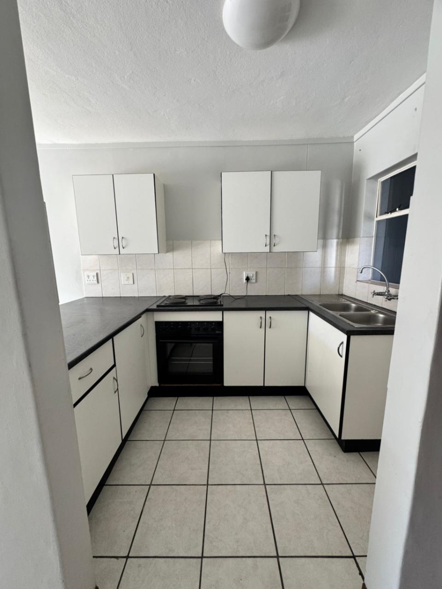 To Let 2 Bedroom Property for Rent in Menlyn Gauteng