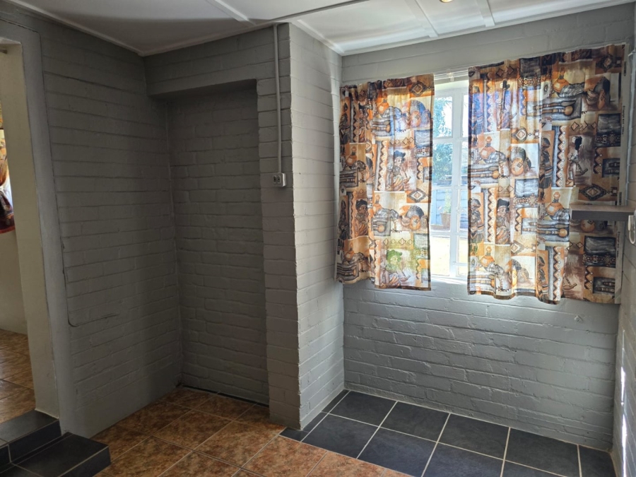 To Let 1 Bedroom Property for Rent in Primrose Gauteng