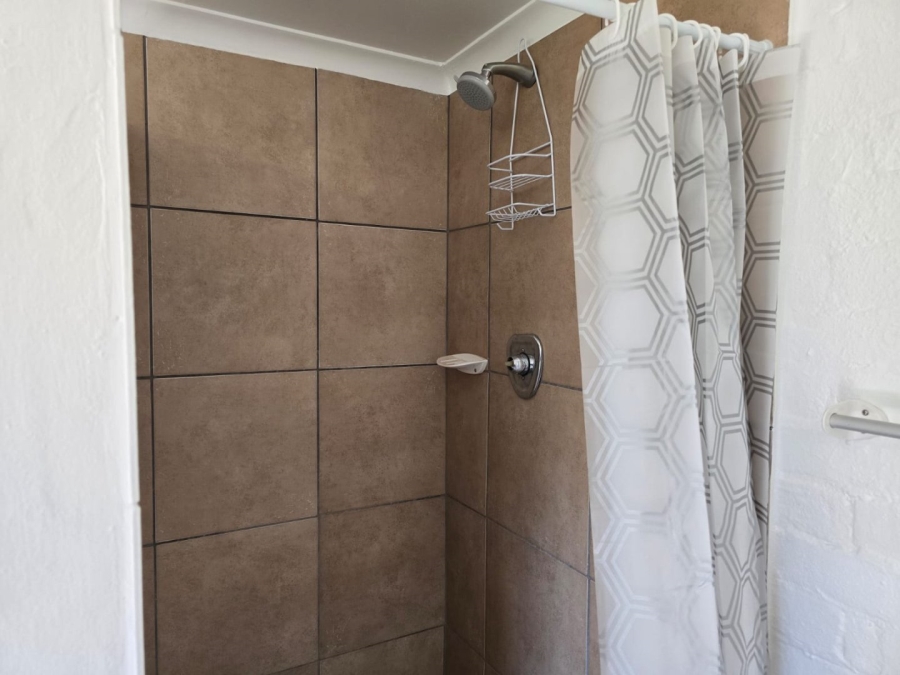 To Let 1 Bedroom Property for Rent in Primrose Gauteng