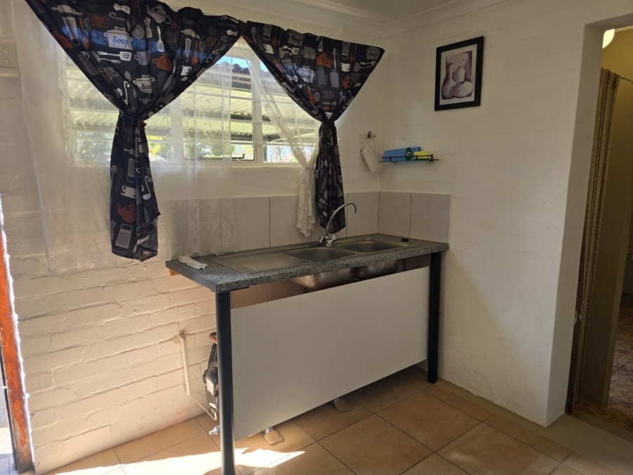 To Let 1 Bedroom Property for Rent in Primrose Gauteng