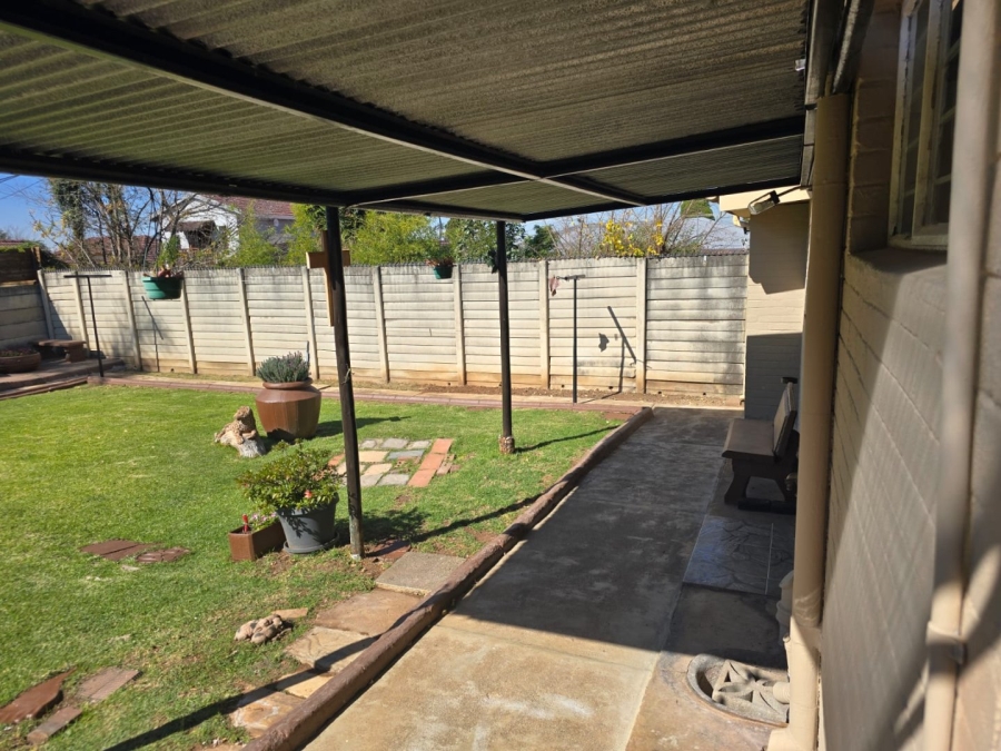 To Let 1 Bedroom Property for Rent in Primrose Gauteng