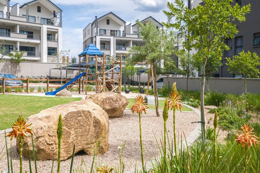 To Let 2 Bedroom Property for Rent in Waterfall Heights Gauteng