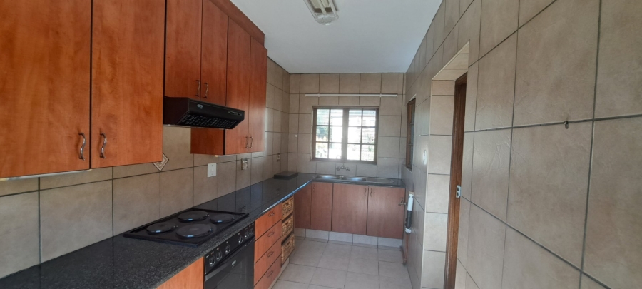 To Let 1 Bedroom Property for Rent in Kensington Gauteng