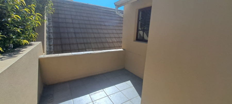 To Let 1 Bedroom Property for Rent in Kensington Gauteng