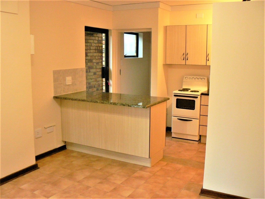 To Let 2 Bedroom Property for Rent in Waterkloof Ridge Gauteng