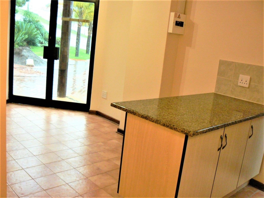 To Let 2 Bedroom Property for Rent in Waterkloof Ridge Gauteng