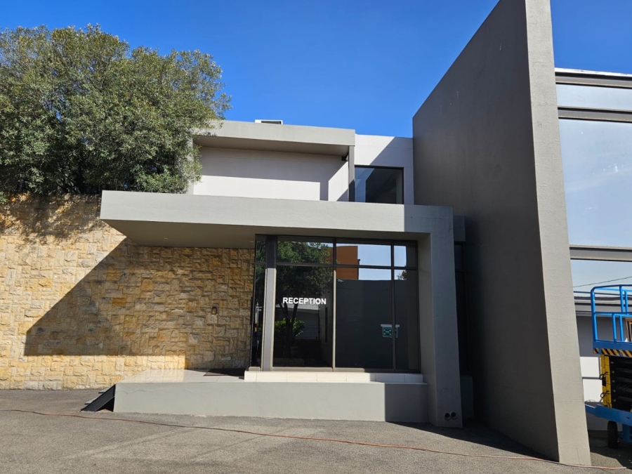  Bedroom Property for Sale in Robertsham Gauteng