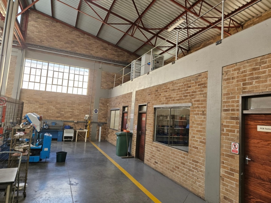  Bedroom Property for Sale in Robertsham Gauteng