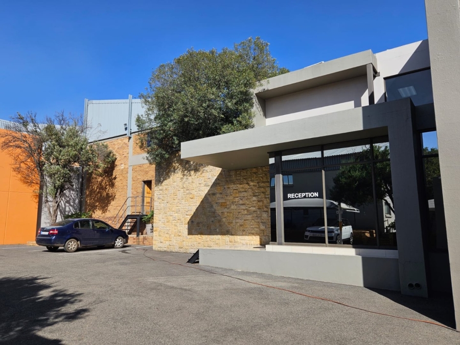  Bedroom Property for Sale in Robertsham Gauteng