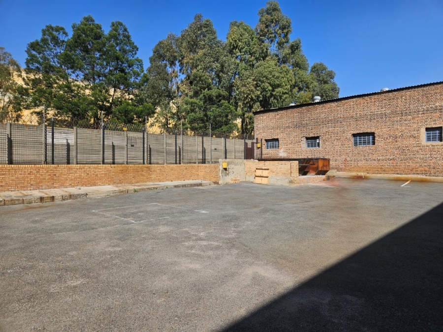  Bedroom Property for Sale in Robertsham Gauteng