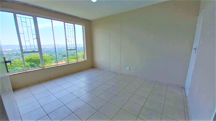 To Let 2 Bedroom Property for Rent in La Montagne Gauteng