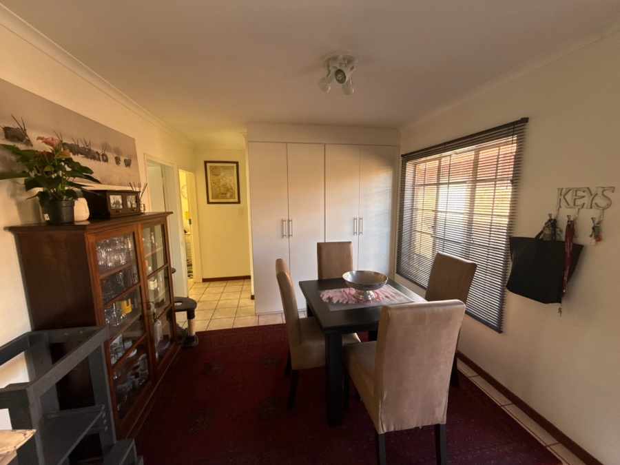 2 Bedroom Property for Sale in Highveld Gauteng