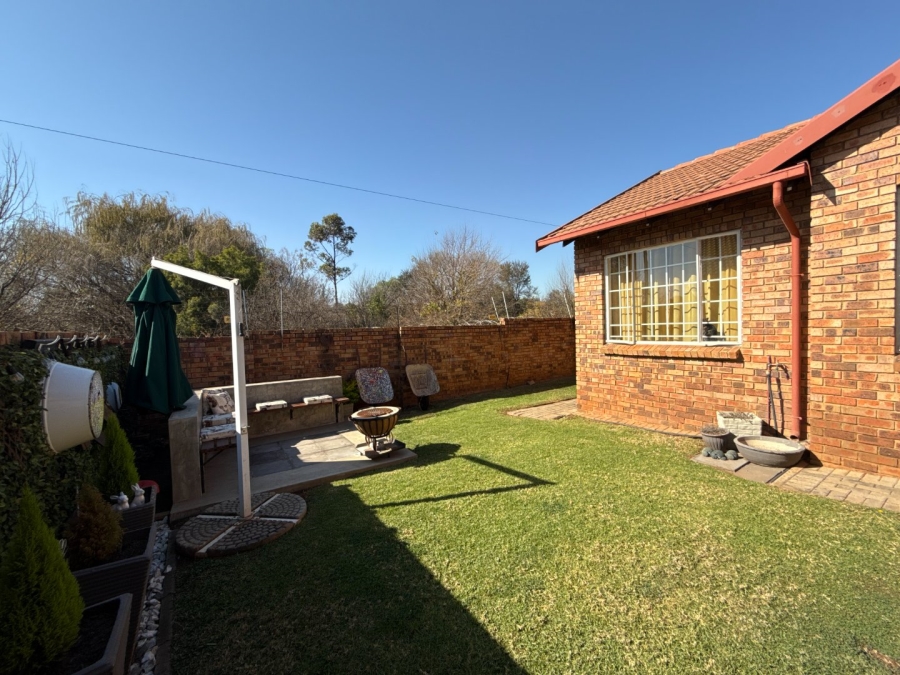2 Bedroom Property for Sale in Highveld Gauteng
