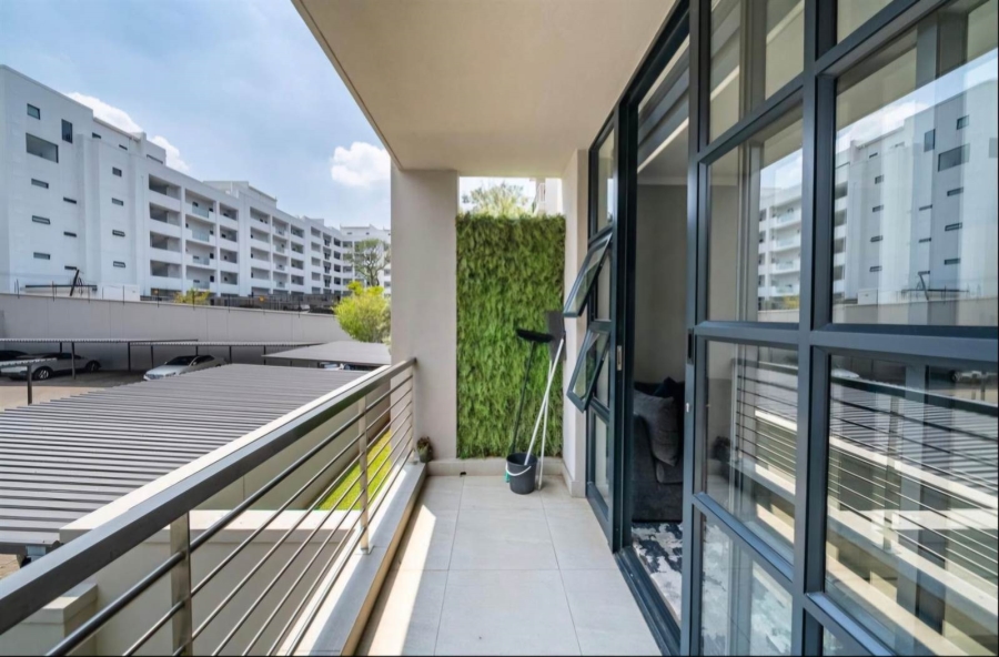 To Let 2 Bedroom Property for Rent in Rosebank Gauteng