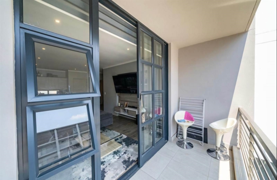 To Let 2 Bedroom Property for Rent in Rosebank Gauteng