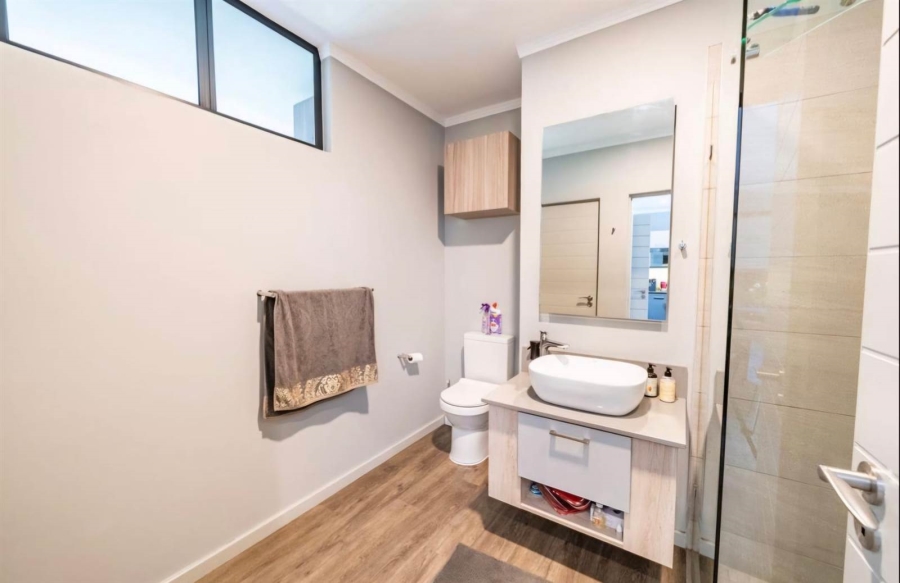 To Let 2 Bedroom Property for Rent in Rosebank Gauteng