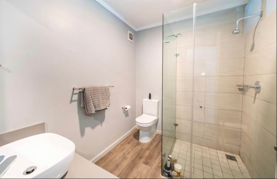 To Let 2 Bedroom Property for Rent in Rosebank Gauteng