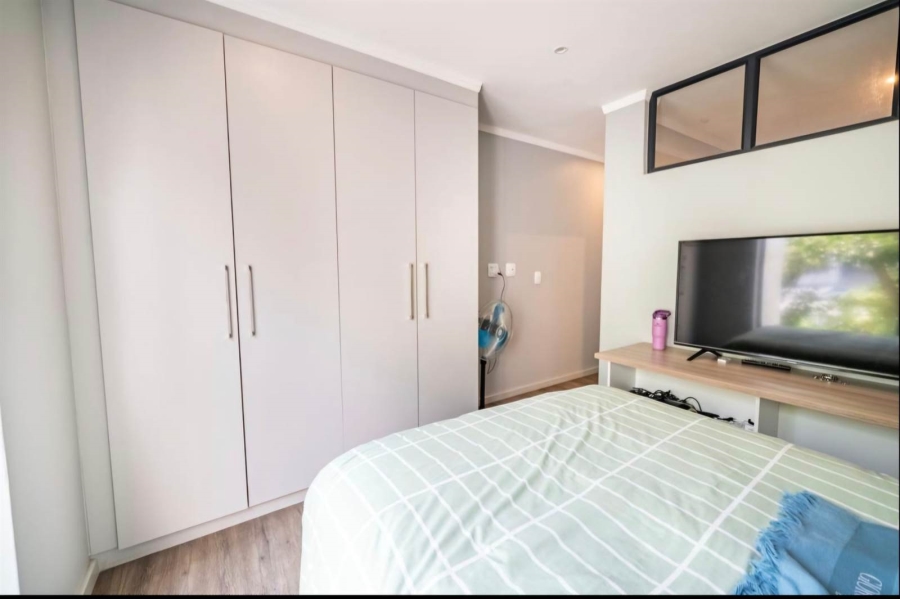 To Let 2 Bedroom Property for Rent in Rosebank Gauteng