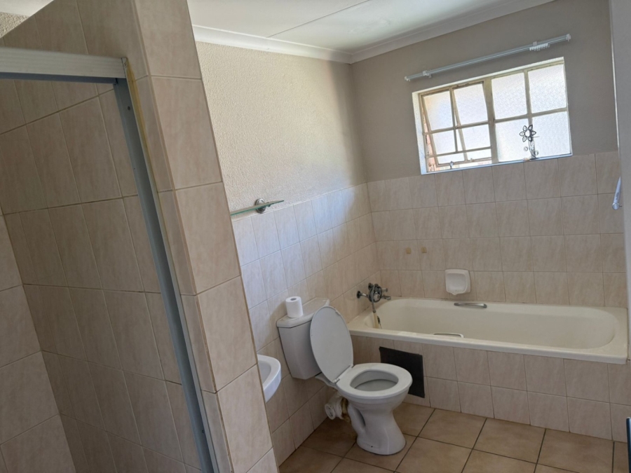 To Let 2 Bedroom Property for Rent in Montana Park Gauteng