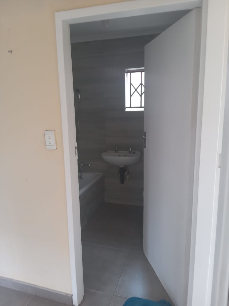 2 Bedroom Property for Sale in Savanna City Gauteng