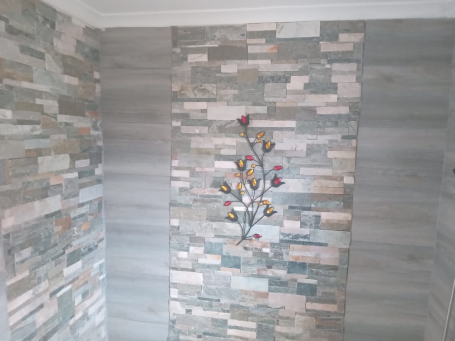 2 Bedroom Property for Sale in Savanna City Gauteng