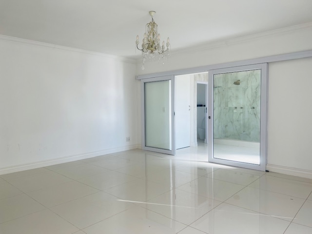 To Let 5 Bedroom Property for Rent in Blue Valley Golf Estate Gauteng
