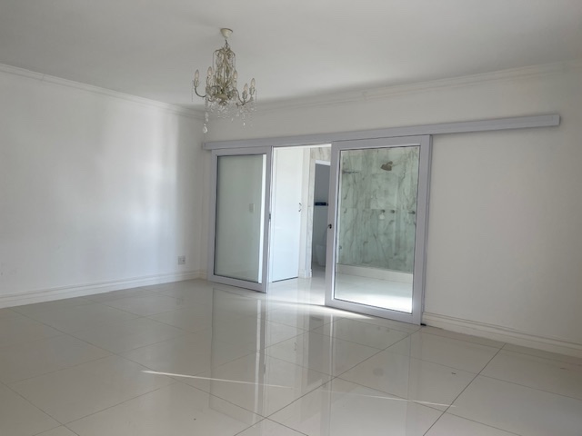 To Let 5 Bedroom Property for Rent in Blue Valley Golf Estate Gauteng