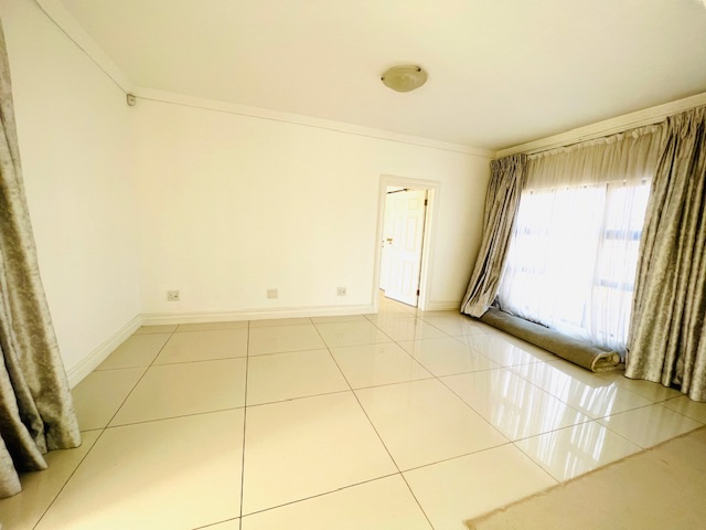 To Let 5 Bedroom Property for Rent in Blue Valley Golf Estate Gauteng