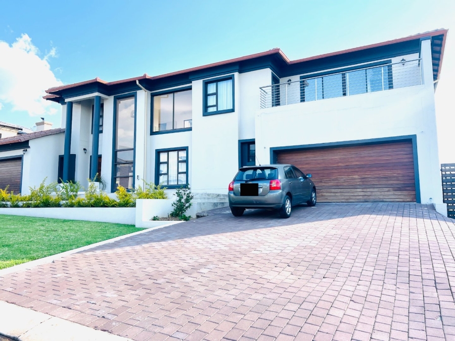 To Let 5 Bedroom Property for Rent in Blue Valley Golf Estate Gauteng